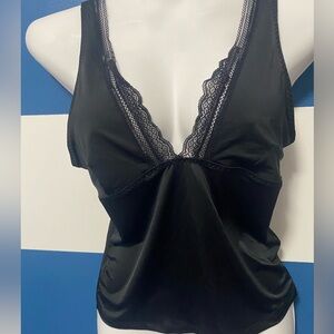 NWT SZ M Free People Intimately Elegant Black Lace Trim Camisole